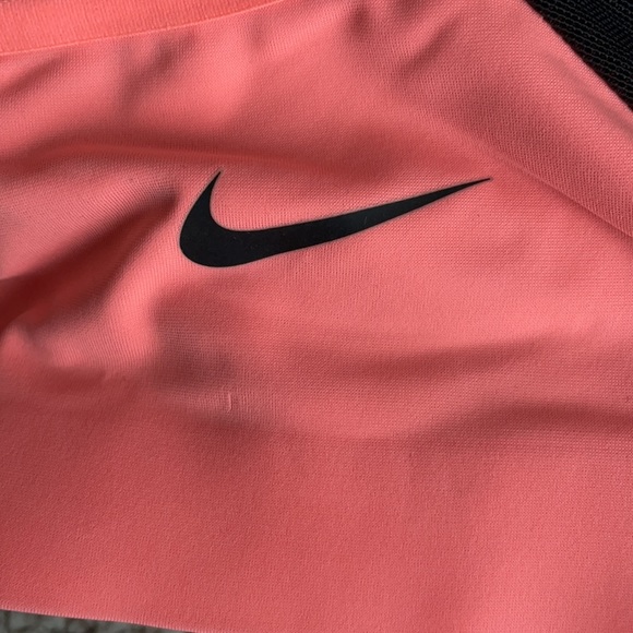 Nike sportsbra 34C - Picture 3 of 4